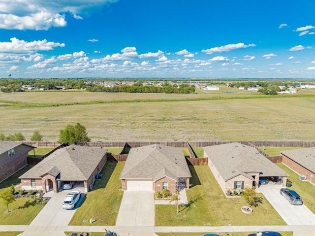 319 Pine Hollow Way, Josephine, TX 75189