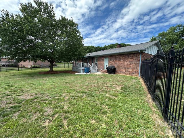 5525 Randolph Road, Kannapolis, NC 28081