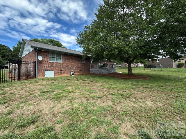 5525 Randolph Road, Kannapolis, NC 28081
