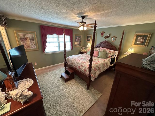 5525 Randolph Road, Kannapolis, NC 28081