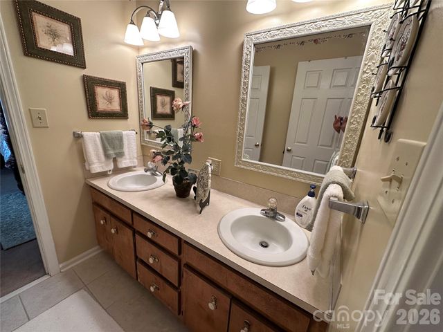 5525 Randolph Road, Kannapolis, NC 28081