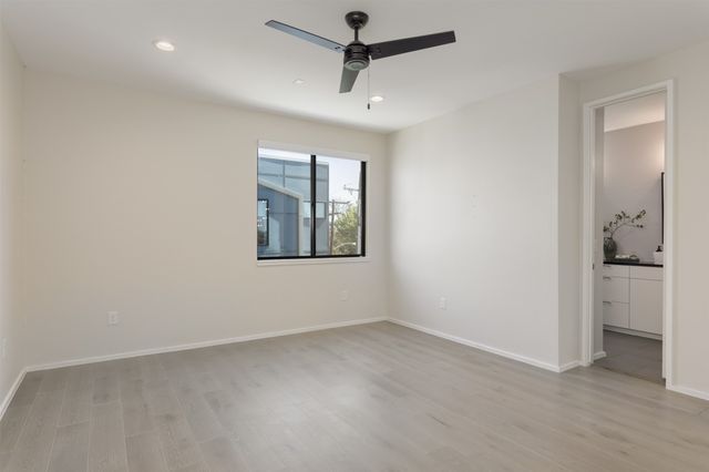 4703 Munger Avenue 101, Dallas, TX 75204