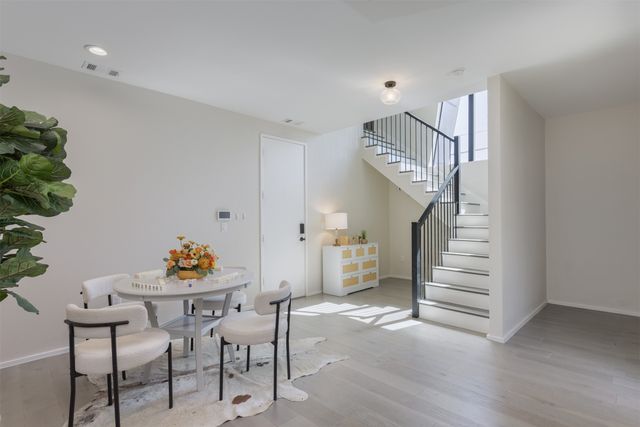 4703 Munger Avenue 101, Dallas, TX 75204