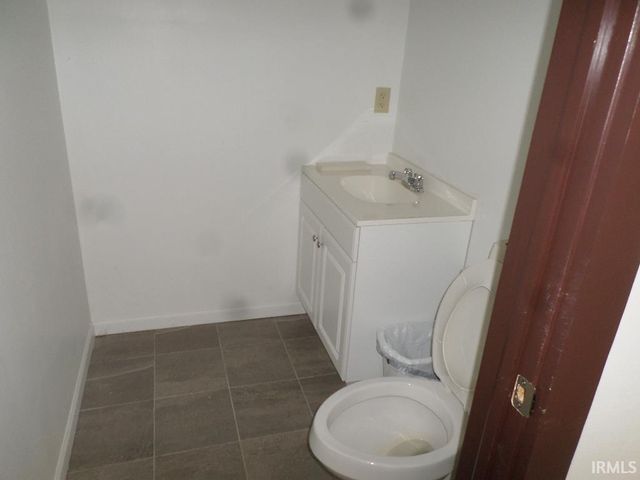 1202 E 4th Street, Rochester, IN 46975