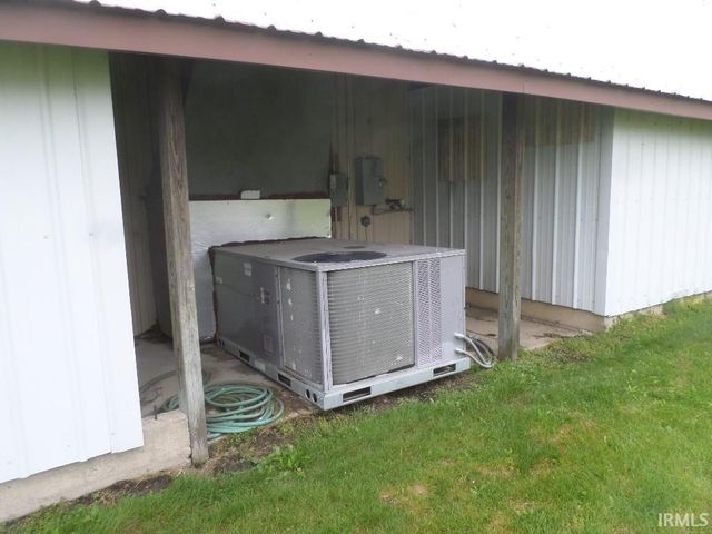 1202 E 4th Street, Rochester, IN 46975