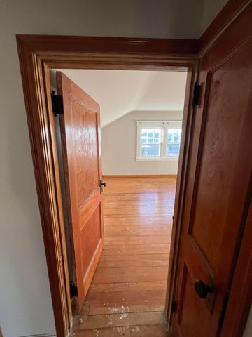 19 S Grand Avenue, Fort Thomas, KY 41075
