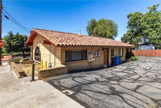 607 Creston, Paso Robles, CA 93446