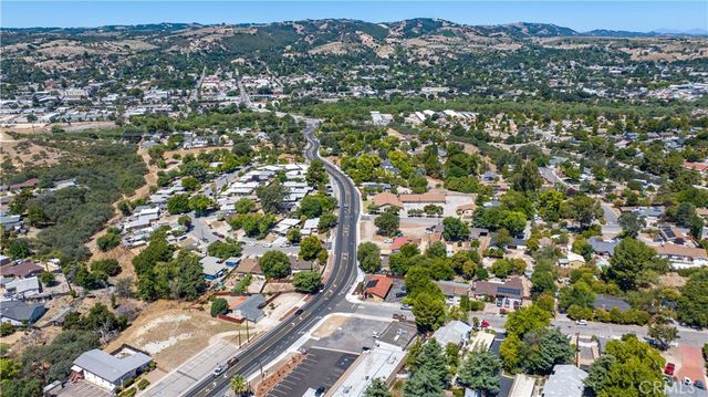 607 Creston, Paso Robles, CA 93446
