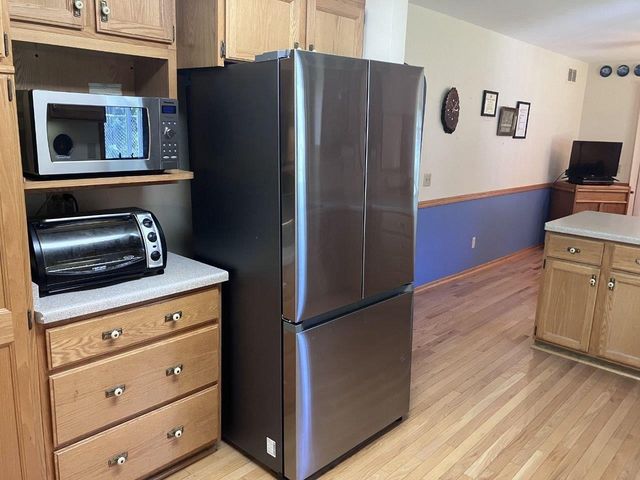 4207 Bainbridge Street, Monona, WI 53716