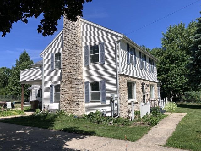 4207 Bainbridge Street, Monona, WI 53716