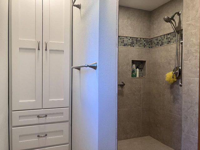4207 Bainbridge Street, Monona, WI 53716