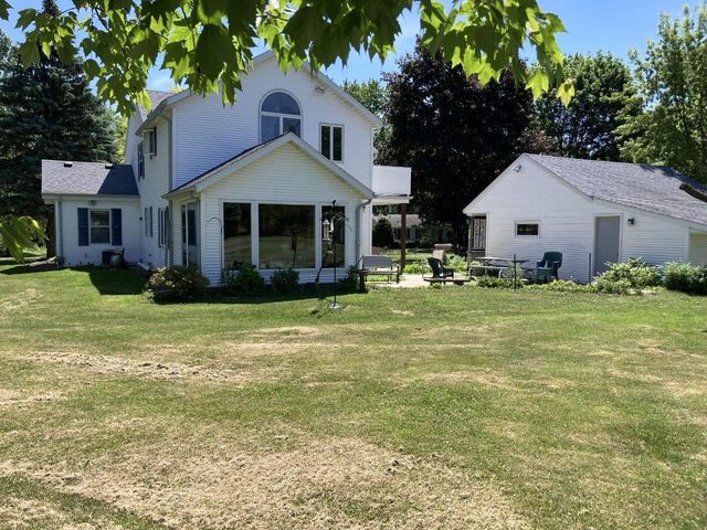 4207 Bainbridge Street, Monona, WI 53716