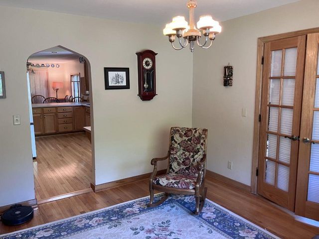 4207 Bainbridge Street, Monona, WI 53716