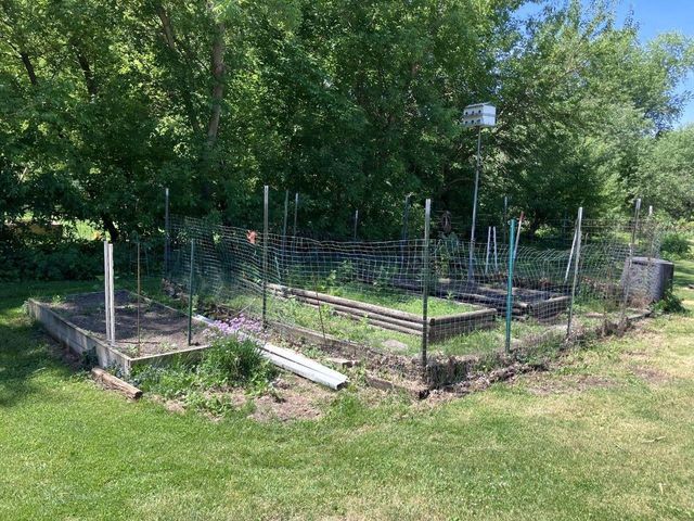 4207 Bainbridge Street, Monona, WI 53716