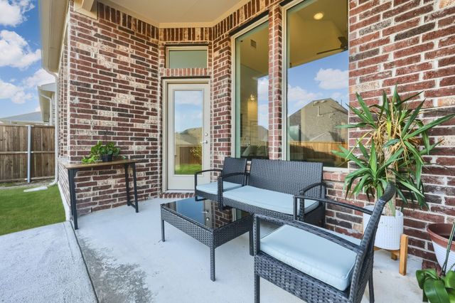 1124 Water Canna Drive, Justin, TX 76247