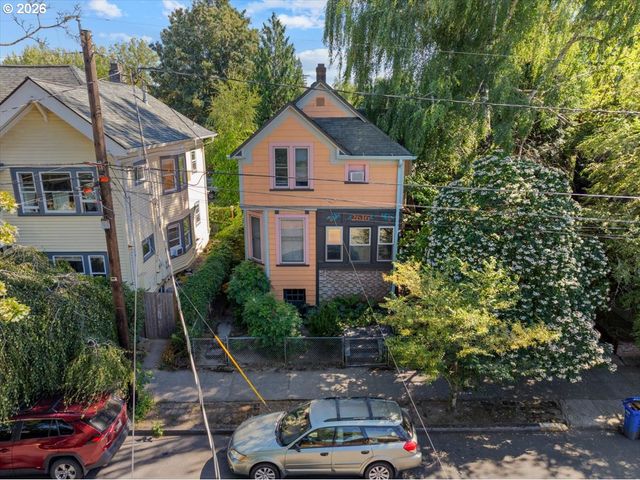 2616 Se PINE St, Portland, OR 97214