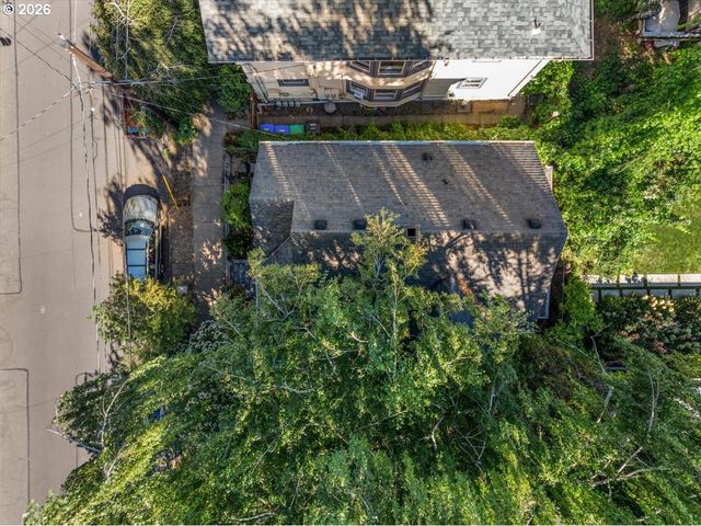 2616 Se PINE St, Portland, OR 97214