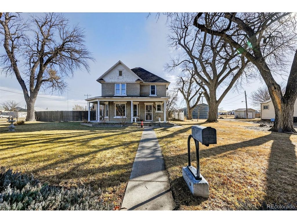 206 S Main St, Fort Morgan, CO 80701
