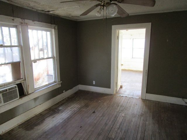 910 S Willis Street, Abilene, TX 79605