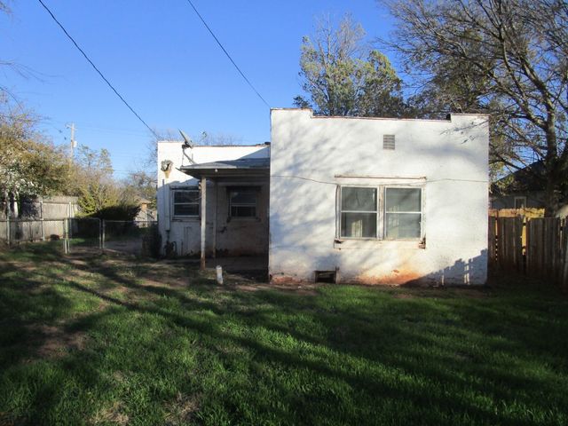 910 S Willis Street, Abilene, TX 79605