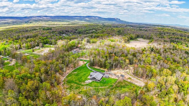 240 Sinsabaugh Road, Pine Bush, NY 12566