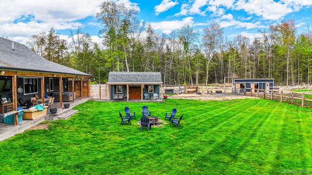 240 Sinsabaugh Road, Pine Bush, NY 12566