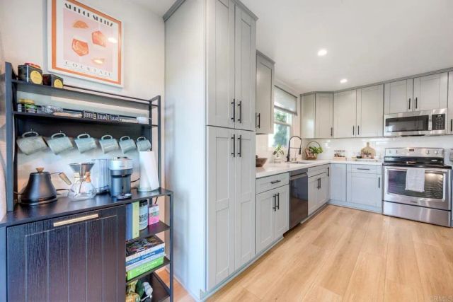 8507 Circle R Course Lane, Escondido, CA 92026