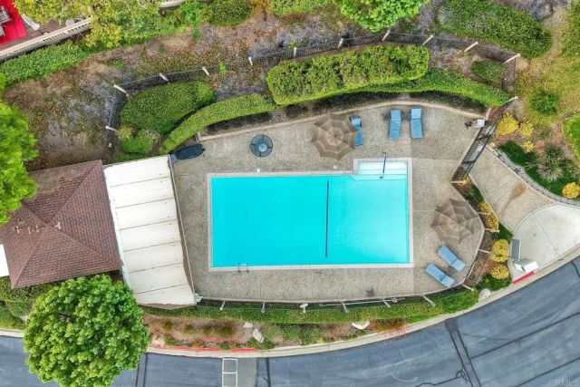 8507 Circle R Course Lane, Escondido, CA 92026