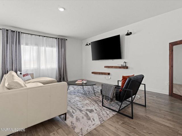 2050 Painted Sky Way, Sun Valley, NV 89433