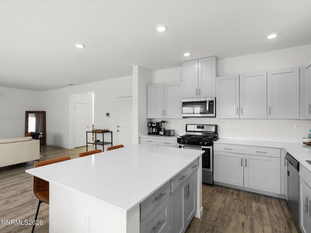 2050 Painted Sky Way, Sun Valley, NV 89433