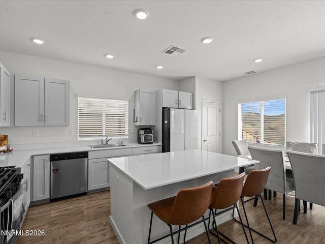 2050 Painted Sky Way, Sun Valley, NV 89433