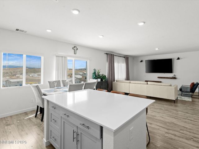 2050 Painted Sky Way, Sun Valley, NV 89433