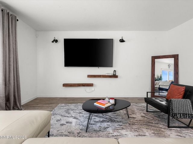 2050 Painted Sky Way, Sun Valley, NV 89433