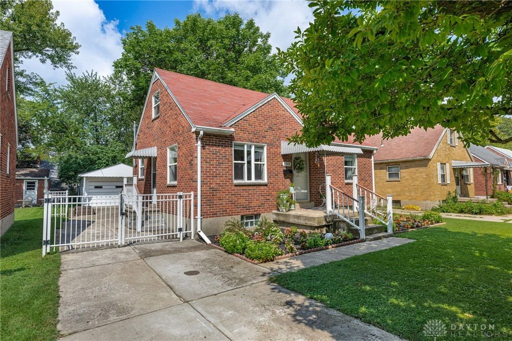 2549 California Avenue, Kettering, OH 45419