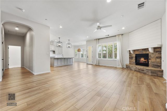6113 Dartmoor Wood, Bakersfield, CA 93314