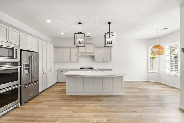 6113 Dartmoor Wood, Bakersfield, CA 93314