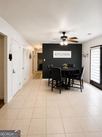 115 Pine Tree Drive A, Fayetteville, GA 30214