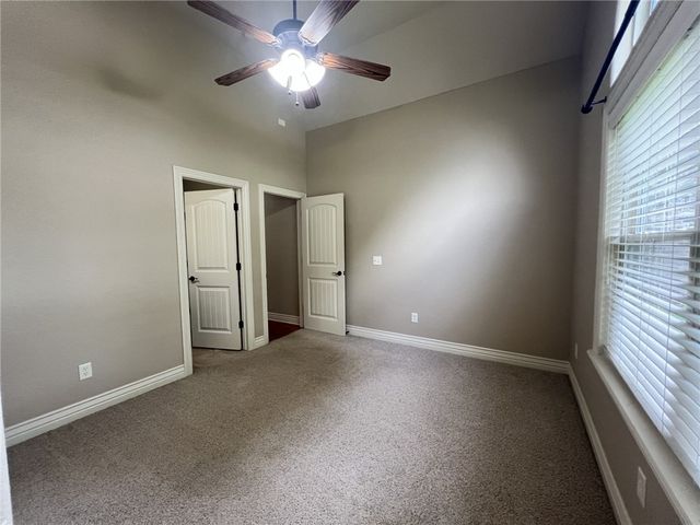 6407 SW Heritage Avenue, Bentonville, AR 72713