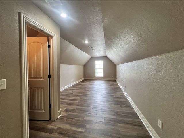 6407 SW Heritage Avenue, Bentonville, AR 72713