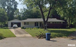 3 GREENVIEW Court, Springfield, IL 62704