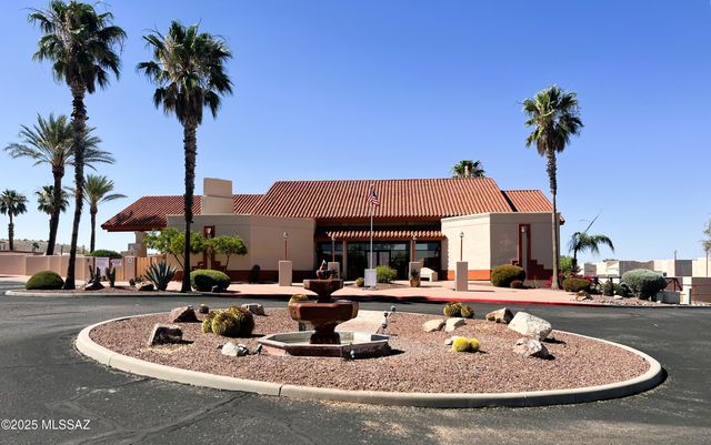 542 W Riverdale Court, Green Valley, AZ 85614