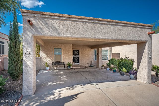 542 W Riverdale Court, Green Valley, AZ 85614