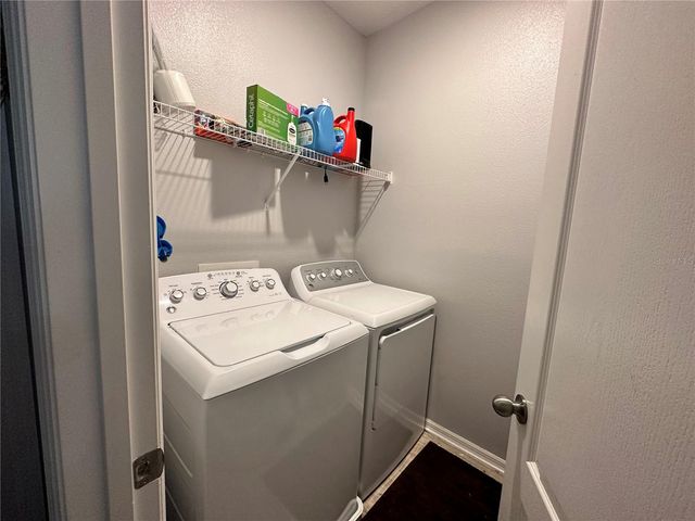 250 RUSTIC LOOP, Sanford, FL 32771