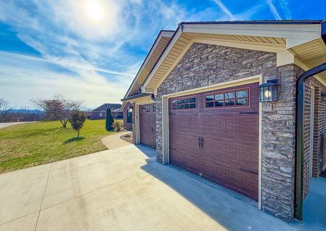 128 Lynne Drive, Berea, KY 40403