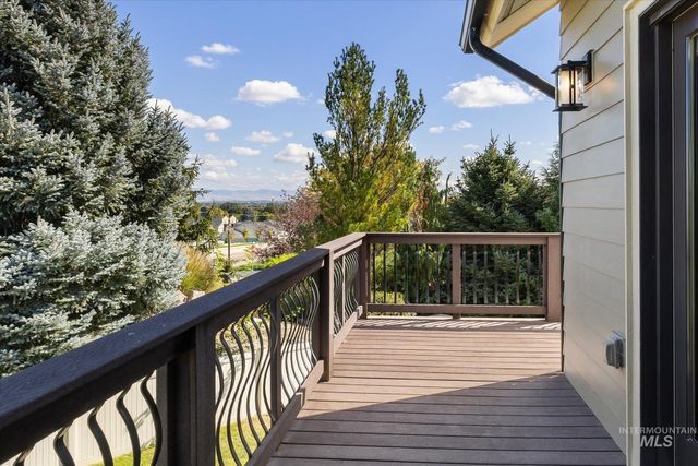 11470 S Cross Slope Pl, Nampa, ID 83686