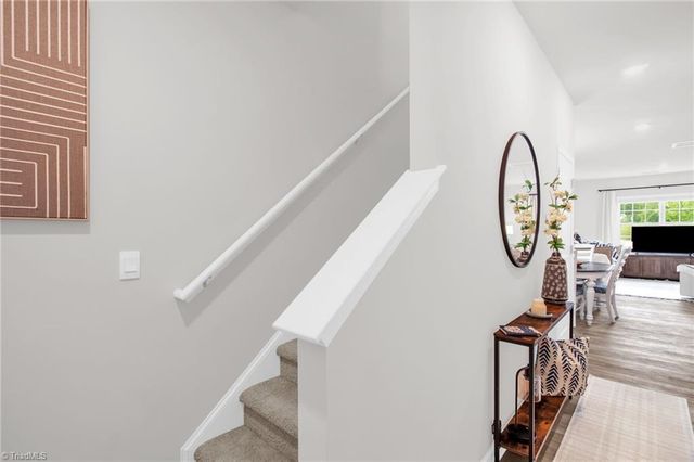 1196 Evelynnview Lane, Kernersville, NC 27284