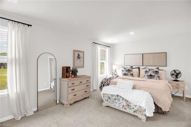 1196 Evelynnview Lane, Kernersville, NC 27284