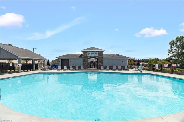 1196 Evelynnview Lane, Kernersville, NC 27284