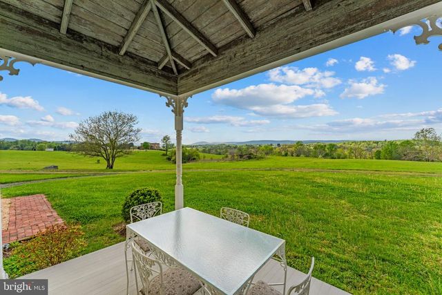 9078 MAIDSTONE RD, Delaplane, VA 20144