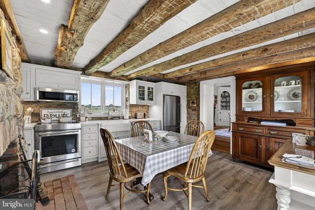 9078 MAIDSTONE RD, Delaplane, VA 20144